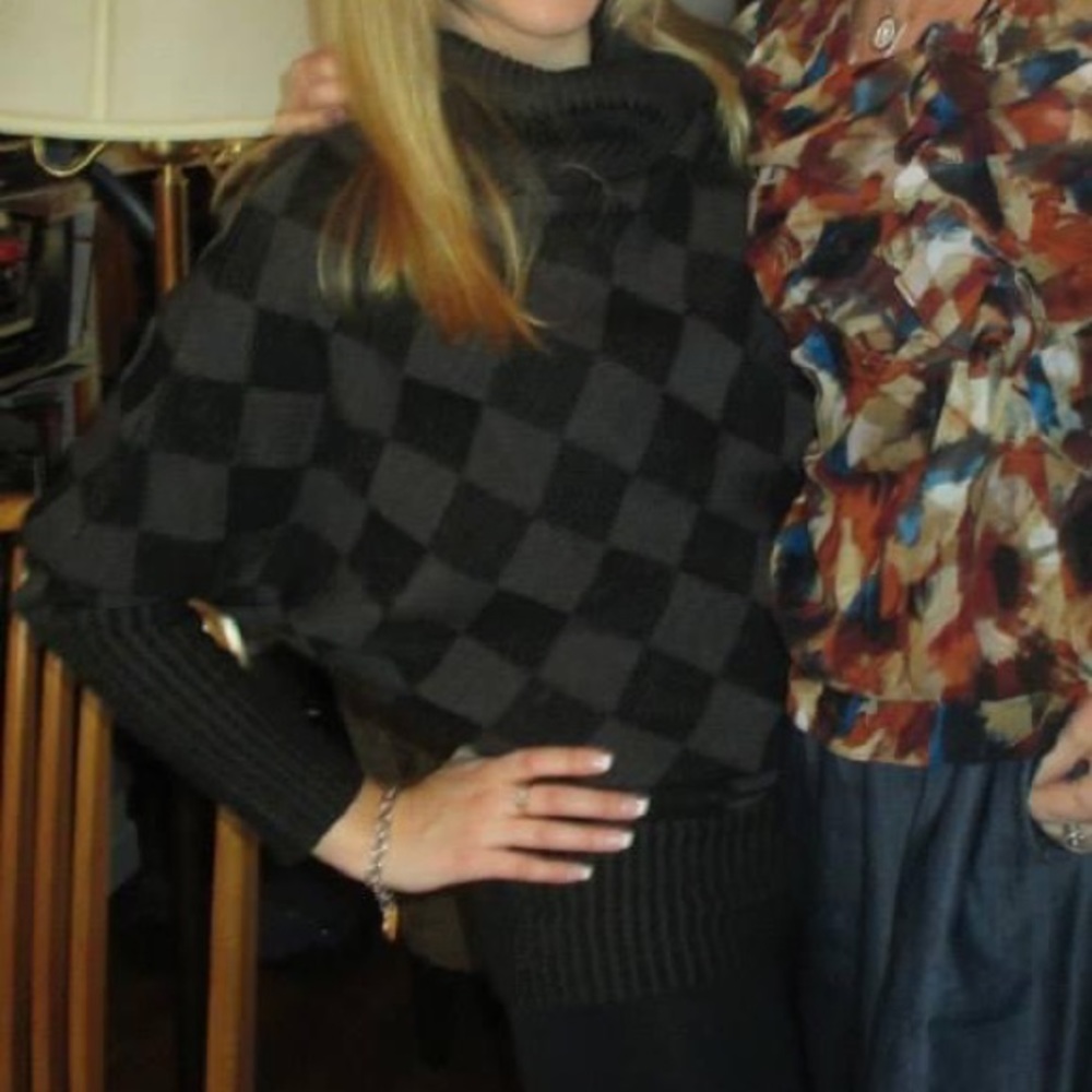 Venus oversized black and dark grey cowl neck checkered sweater